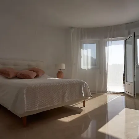 Magnifica Con Impresionantes Vistas Al Mar Villa Dénia